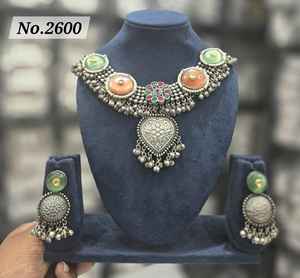 Joyería Étnica Tradicional, Collar Gujarati Rajasthani, Joyería de Plata Oxidada, Joyería Étnica de Plata con Pendientes - Product Image 3