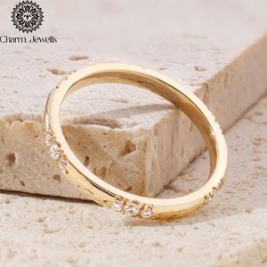 Bague Classique Femme Charm Jewells Certifiée IGI, 3 grammes, Plaqué Or Argenté, Moissanite Taille Coussin, Sertissage à Griffes, Bague d'Éternité - Product Image 1