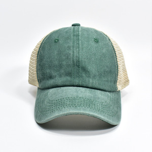 หมวกตาข่ายแบบ Trucker 5/6 แผง ปักลาย 3 มิติ ออกแบบโลโก้ของคุณเอง สไตล์เดินทางกลางแจ้ง ขายส่ง สีดำ - Product Image 4