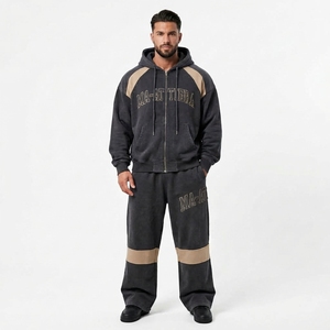 Conjunto de chándal de streetwear con bloques de color: Sudadera con capucha oversize con cremallera para hombre y pantalones de chándal de pierna ancha - Product Image 1