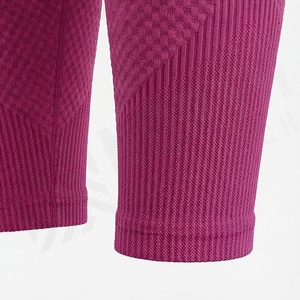 Conjunto de Yoga Sublimado de Tres Piezas para Mujer, Ropa Deportiva Cómoda, Talla Grande, Diseño Sólido, para Correr, Gimnasio y Deportes - Product Image 6