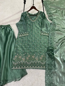 Traje Salwar nupcial muy vendido para bodas y fiestas, de proveedor indio, disponible a los mejores precios. - Product Image 4