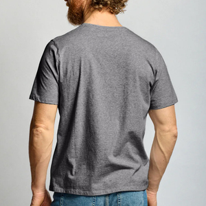 Camiseta Personalizada Premium para Hombre, Corte Cuadrado, Sublimación Personalizada, Cuello en V, Estilo Retro Polo, para Deportes Casuales - Product Image 4