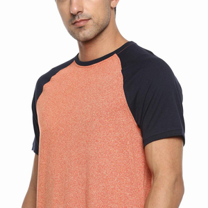 T-shirt personnalisé uni à manches raglan pour homme, col rond, en mélange de coton doux, coupe ajustée, décontracté, style baseball - Product Image 3