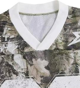 Camisetas de malla personalizadas de corte holgado para hombre y mujer, estilo fútbol americano, con estampado gráfico vintage, ajuste holgado y patrón de logo. - Product Image 3