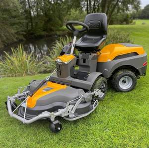Tondeuse à gazon Stiga park 9102WX, tondeuse à gazon sans fil de qualité DIY, 173cc, avec batterie et bac de ramassage, livraison mondiale - Product Image 1