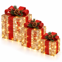 Ensemble de 3 décorations de boîte cadeau en fil métallique scintillant à piles avec nœud en ruban rouge et LED blanc chaud pour l'arbre de Noël