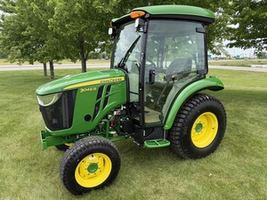 Tracteur compact 2026 3046R Z227305 – Équipement Premium Prêt à l'Exportation - Product Image 6