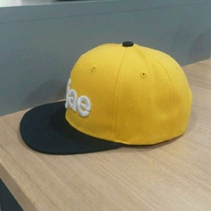โรงงานผลิตหมวกแก๊ปแบบ Snapback 6 แผง ปักลาย 3 มิติ ทรงแบน  รับผลิตตามแบบ OEM/ODM  ขั้นต่ำในการสั่งซื้อน้อย - Product Image 4