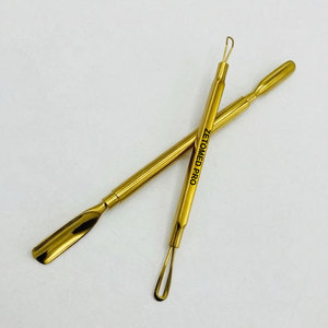 Pousse-cuticules en acier durable de haute qualité, plaqué or, double extrémité, pour le nettoyage des ongles - Product Image 4