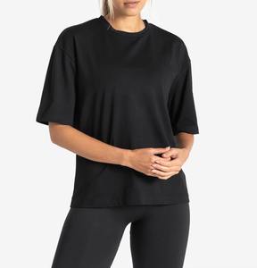 Camiseta de Mujer al por Mayor Personalizada, sin Costuras, Ajustada, Cuello Redondo, Negra, Manga Corta, Clásica, Informal - Product Image 2