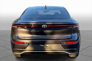 Mejor Oferta para Nuevo |   Toyota Crown XLE Usado 2020-2026 |   Limitado |   Nightshade |   Platino |   AWD - Volante a la Izquierda |   Volante a la derecha - Product Image 3