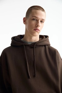 Sweat à capuche homme hiver, molleton doux épais, personnalisable OEM, vente en gros, mode, coupe oversize, couleur unie - Product Image 3