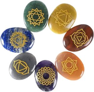Ensemble de pierres de méditation anti-stress en pierres précieuses naturelles 7 chakras, pierres de paume ovales polies, gravées sur mesure, pour le soulagement de l'anxiété, cadeau de méditation REIKI - Product Image 1