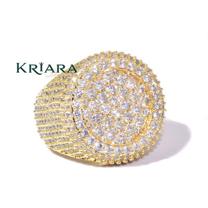 Anillo Unisex de Plata 925 Chapado en Oro de 18K con Diamante Cultivado en Laboratorio, Corte Brillante Redondo, Joyería de Lujo para Fiestas - Product Image 4