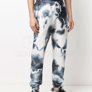 Pantalones deportivos transpirables para hombre, hechos con material flexible y estilo cómodo para el día a día, para adultos. - Product Image 3