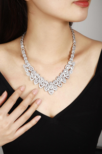 Ensemble de collier pendentif en argent S925 plaqué or avec diamant de laboratoire de luxe pour homme et femme, idéal pour les fêtes, les fiançailles, les anniversaires, bijoux fins - Product Image 2