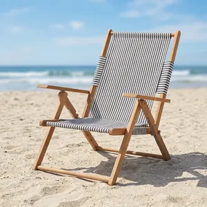 Chaise de plage pliante en bois avec siège en toile rayée, chaise de camping portable d'extérieur avec accoudoirs - Product Image 2