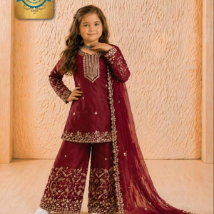 ชุดชาราร่าผ้าไหมสำหรับเด็กผู้หญิง ดีไซน์เนอร์ พร้อมงานปักหนักและผ้าคลุมไหล่ – คอลเลคชั่นสำหรับงานเทศกาลและงานแต่งงาน - Product Image 1