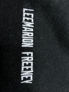เสื้อแจ็คเก็ตวาร์ซิตี้ผ้าขนสัตว์พิมพ์ลายแบบซับลิเมชั่นสีดำขาวสำหรับผู้ชาย ออกแบบป้ายโลโก้ได้ตามต้องการ สไตล์ลำลองแบบวิทยาลัย แนวเบสบอล คอตั้ง ปรับแต่งได้ - Product Image 4