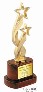 Trofeo de diseño de doble estrella con base de madera para reconocimiento corporativo, premios anuales a empleados y por rendimiento. - Product Image 2