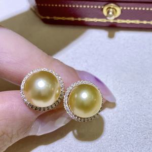 Nouvelles boucles d'oreilles en or 18 carats avec perles d'eau douce naturelles de 3 à 8 mm, style à double port, tendance, pour les trajets quotidiens, assorties à un coffret cadeau - Product Image 1