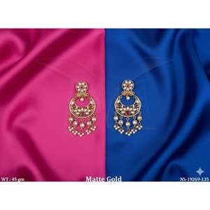 ชุดต่างหูเมเฮนดีสำหรับผู้หญิง ดีไซน์ดั้งเดิม น้ำหนักเบา เคลือบทอง ต่างหูสไตล์ชาติพันธุ์ เหมาะสำหรับงานแต่งงาน เมเฮนดี ฮัลดี - Product Image 2