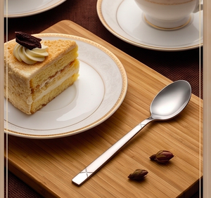 Ensemble de couverts à manche géométrique en acier inoxydable poli miroir, idéal pour les restaurants, les dîners et les hôtels - Product Image 4