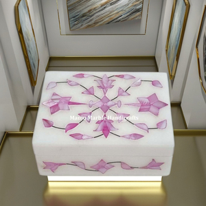 Dernières boîtes incrustées de marbre nacre rose conçues avec un produit de marque supérieure pour les bijoux et les cadeaux article - Product Image 1