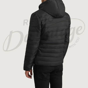 เสื้อแจ็คเก็ตพัฟเฟอร์บุขนหนาน้ำหนักมากสำหรับผู้ชาย สีดำ เหมาะสำหรับฤดูหนาว มีฮู้ด กันลม แบบควิลท์  สำหรับใส่เป็นเสื้อนอก - Product Image 2