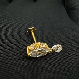 Pendientes de Diamantes Marquise en Forma de Lágrima, Elaborados en Oro de 14K con un Delicado Colgante Individual - Product Image 5