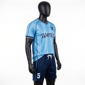 Ensemble d'uniformes de football rétro classiques personnalisés, col en V, maillot de football vintage, shorts, kit d'équipe rétro, nom et numéro, 100% polyester - Product Image 4