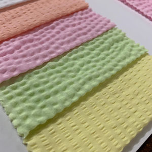 ผ้าป๊อปคอร์นยอดนิยม คุณภาพเยี่ยม ความกว้าง 58 นิ้ว สำหรับผู้ชายและผู้หญิง ใช้ผ้าโพลีเอสเตอร์/คอตตอน สำหรับตัดเย็บเสื้อผ้า - Product Image 1