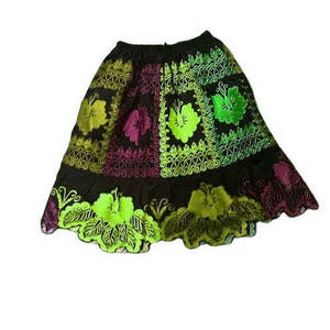 Jupe décontractée respirante à imprimés floraux polynésiens et hawaïens, brodée, style Pohnpei, pour la plage - Product Image 2