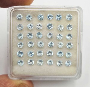 พลอยโทแพซสีฟ้าธรรมชาติทรงกลม จำนวน 100 เม็ด ขนาด 1-3 มม. รับรองโดย IGI สำหรับทำเครื่องประดับ (จี้/กำไล/ต่างหู) - Product Image 6