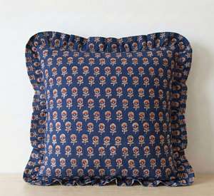 Luxury Fresh Ruffles Boho Cotton Striped Ruffle Flange Pillow Covers Decorative Frill Ruffled Throw Pillow Boho Designer Pillow - Product Image 4