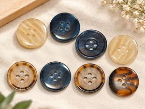 Boutons en résine personnalisés avec logo, boutons ronds à 4 trous, boutons à dos plat poli pour costumes, chemises, manteaux - Product Image 2