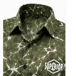 เสื้อเชิ้ตผู้ชายลายดอกไม้ ดีไซน์เนอร์ ผลิตจากวัสดุระบายอากาศได้ดี พร้อมการเย็บแบบพรีเมียม เหมาะสำหรับวันหยุดและวันสบายๆ สไตล์ลำลอง - Product Image 3