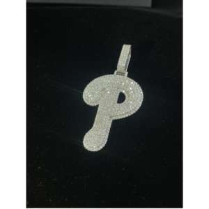 Oferta Especial: Exquisito Colgante de Letra con Diamantes de Plata de Ley 925, Corte de Precisión, Diamantes Brillantes, Estilo Hip Hop, Certificado GRA - Product Image 1