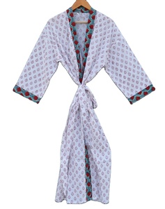 Vintage Unisex Kantha Chaqueta de algodón acolchado con estilo de invierno Kimono Robe Vestidos casuales hechos a mano-Venta al por mayor Ropa acolchada de algodón - Product Image 1