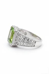 แหวนเงินแท้ 925 ประดับเพอริดอทดีไซน์อิตาลี สำหรับทั้งชายและหญิง เหมาะสำหรับงานหมั้นและงานแต่งงาน เครื่องประดับหรูหราทันสมัย - Product Image 3