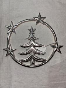 Ornement en métal en forme de cœur avec chapeau de Père Noël, finition métallique, décoration intérieure, style classique, design moulé - Product Image 4