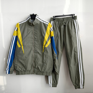 <b>Men</b> Windbreak Track Suit Street Fashion Style Multi-Color Block <b>Jacket</b> Pants Set Custom Nylon Streetwear Windbreaker Tracksuits - Product Image 6