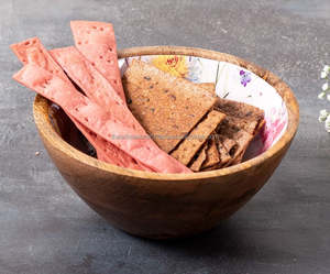 Bols en bois décoratifs fabriqués à la main-Bois de noyer et de manguier pour la décoration de fête - Product Image 2