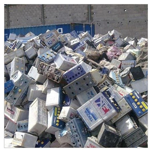 Déchets de batteries au plomb usagées, provenant de voitures, pour le recyclage, la fusion et la raffinage du plomb, fournis en vrac par conteneur - Product Image 3