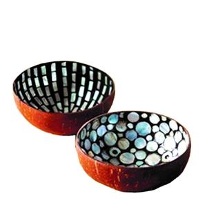 SET Bols en coquille de noix de coco laqués respectueux de l'environnement du Vietnam - Product Image 1