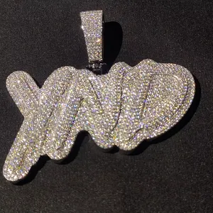 Pendentif Croix Personnalisé en Argent Sterling 925 avec Moissanite Couleur D VVS1, Style Hip Hop Iced Out, Breloque Script Personnalisée pour Hommes et Femmes, Idéal pour les Fêtes - Product Image 2