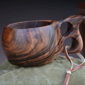 Taza Kuksa Natural Económica, Hecha a Mano, de Madera Tallada para Café, Té y Uso en Exteriores por M/S SHAAD HANDICRAFTS - Product Image 1