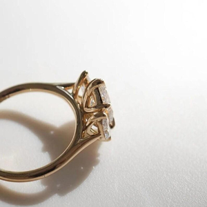 Anillo de Compromiso y Boda con Diamante Cultivado en Laboratorio, Corte Marquesa, 6 Quilates, Oro Amarillo de 14k, Joyería para Regalo de Fiesta - Product Image 4