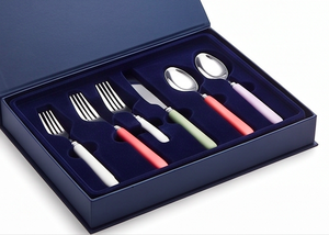 Ensemble de couverts modernes avec manches en plastique colorées, en acier inoxydable, compatibles lave-vaisselle, pour les tables de mariage - Product Image 6